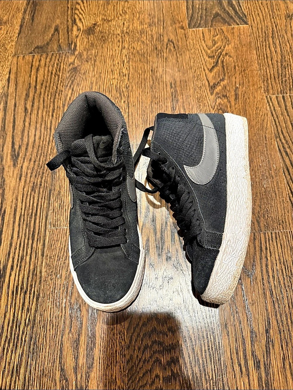 Nike Blazer Mid '77 Vintage Black Suede Sneakers